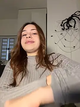 AgnesCampp online show from 11.09.25