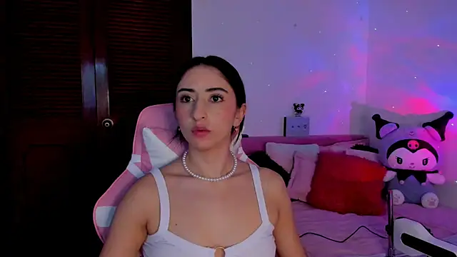 gabyye capprins online show from 02.28.25