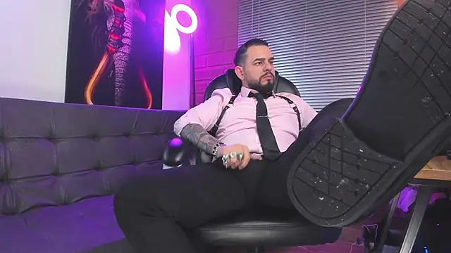 Ethan Castellano online show from 01.03.25