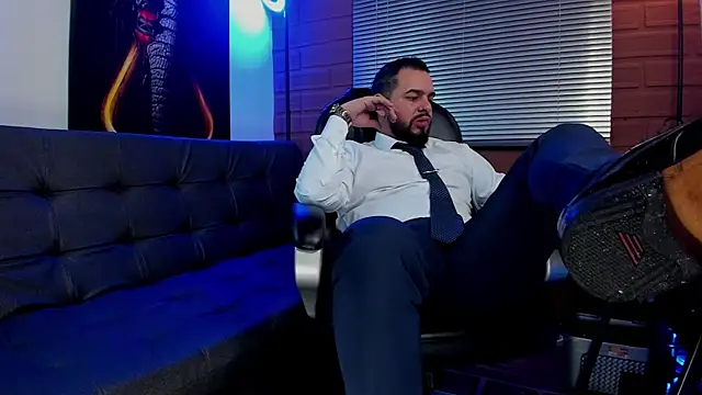 Ethan Castellano online show from 01.10.25