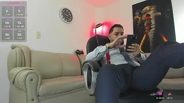 Snapshot of Ethan_Castellano chatting on 01.17.26 Ethan Castellano online show from 01.17.26