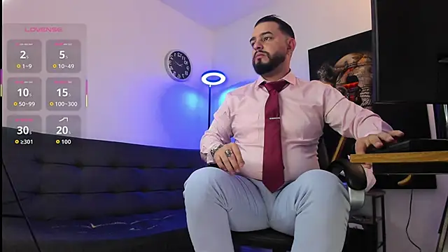 Snapshot of Ethan_Castellano chatting on 03.08.26 Ethan Castellano online show from 03.08.26