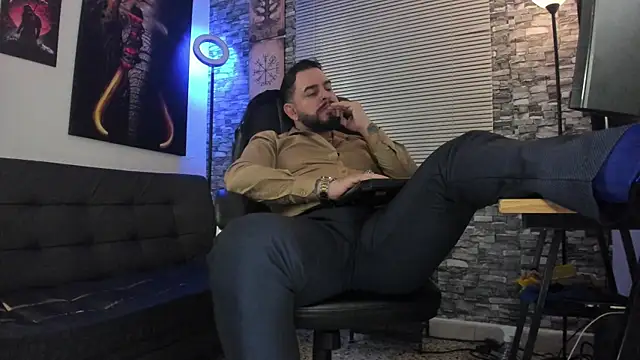 Snapshot of Ethan_Castellano chatting on 04.14.26 Ethan Castellano online show from 04.14.26