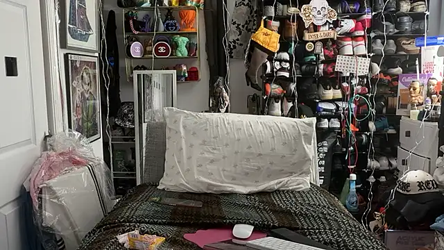 joeytatts66 online show from 03.02.26