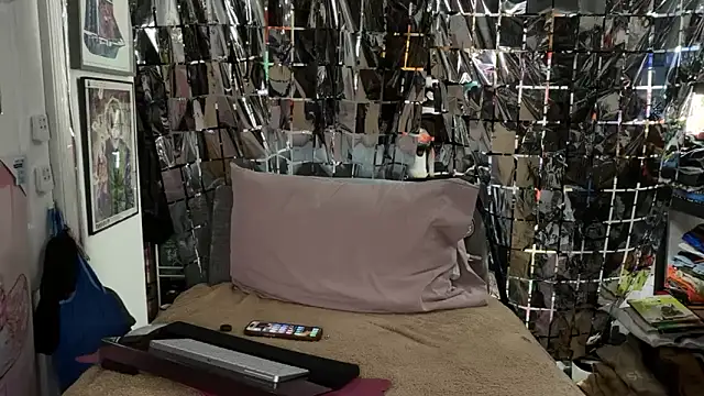 joeytatts66 online show from 04.11.26