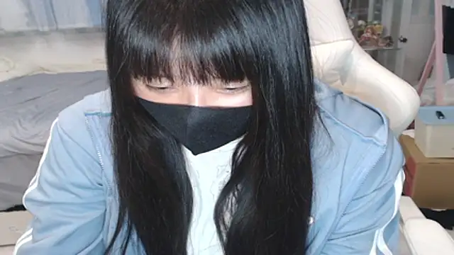 Snapshot of yua0727 chatting on 09.09.25 yua0727 online show from 09.09.25