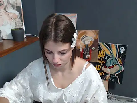Snapshot of felicity_gold chatting on 06.19.26 felicity gold online show from 06.19.26