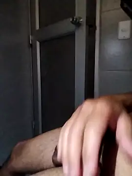 Snapshot of Juan8521 chatting on 10.02.25 Juan8521 online show from 10.02.25