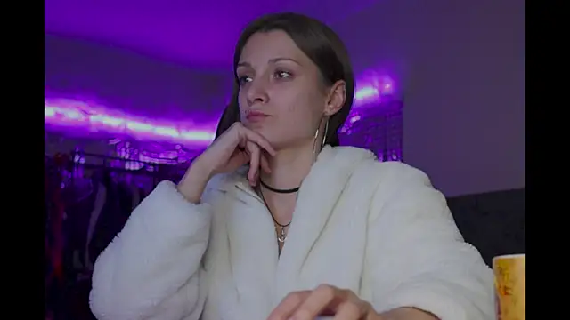 Kathleen Meow online show from 09.26.25