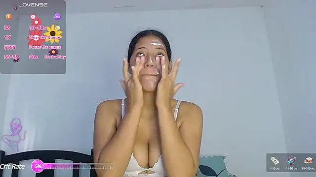 Snapshot of evaluna_horny_ chatting on 03.04.25 evaluna horny  online show from 03.04.25