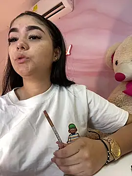 Belliinda 21 online show from 03.03.26