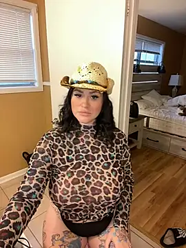 TexasTattooedHouseWife online show from 02.21.25