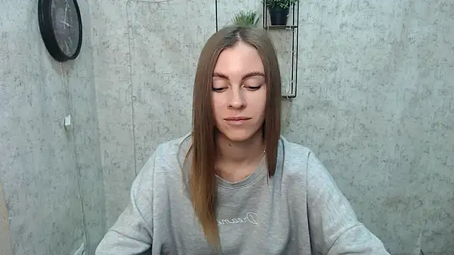 Snapshot of AlisaCatty_ chatting on 12.11.24 AlisaCatty online show from 12.11.24