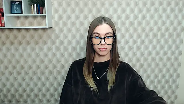 Snapshot of AlisaCatty_ chatting on 03.10.25 AlisaCatty online show from 03.10.25