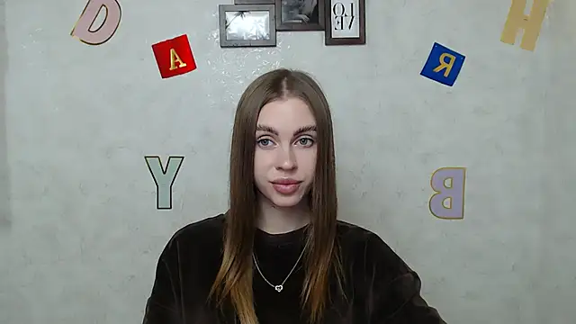 Snapshot of AlisaCatty_ chatting on 03.17.25 AlisaCatty online show from 03.17.25