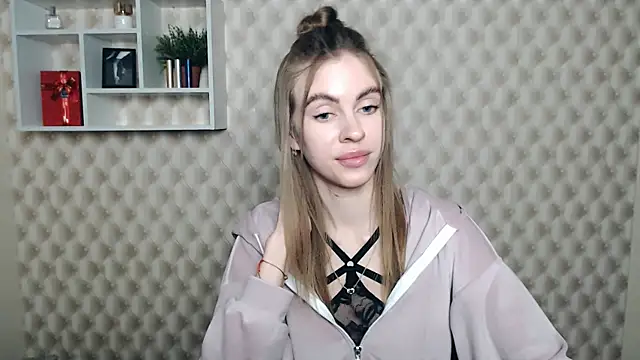 Snapshot of AlisaCatty_ chatting on 03.21.25 AlisaCatty online show from 03.21.25