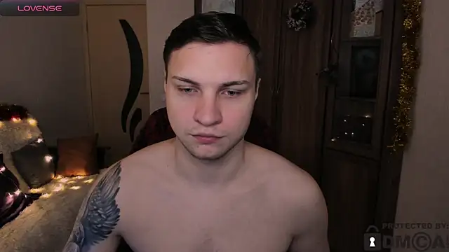 handsome guy01 online show from 11.30.25