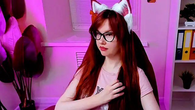 Snapshot of CarolGiggly chatting on 01.17.26 CarolGiggly online show from 01.17.26