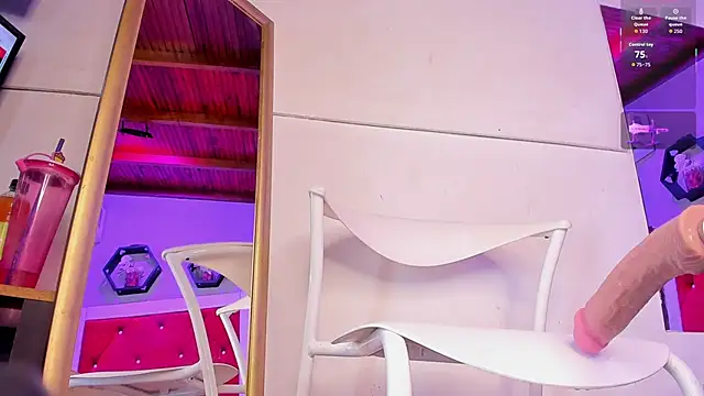 Snapshot of BritannyClaire chatting on 11.10.25 BritannyClaire online show from 11.10.25