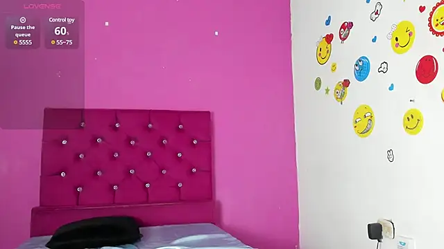 tiffany Bitch online show from 02.20.25