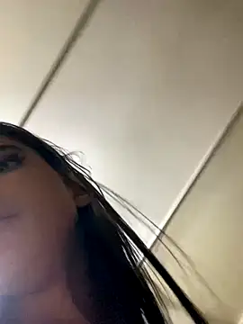 Snapshot of Praga_Pink chatting on 12.08.24 Praga Pink online show from 12.08.24