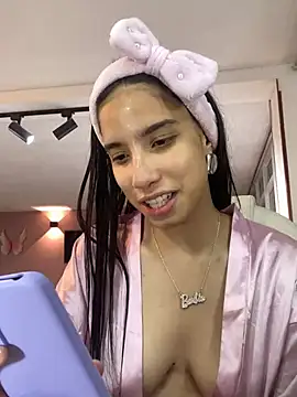 Snapshot of Praga_Pink chatting on 01.07.25 Praga Pink online show from 01.07.25