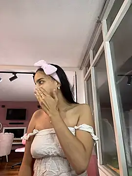 Snapshot of Praga_Pink chatting on 01.12.25 Praga Pink online show from 01.12.25