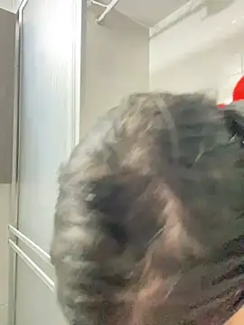 Snapshot of Praga_Pink chatting on 01.18.25 Praga Pink online show from 01.18.25