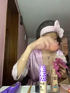 Snapshot of Praga_Pink chatting on 03.16.25 Praga Pink online show from 03.16.25