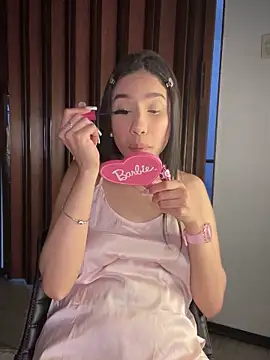 Snapshot of Praga_Pink chatting on 10.09.25 Praga Pink online show from 10.09.25