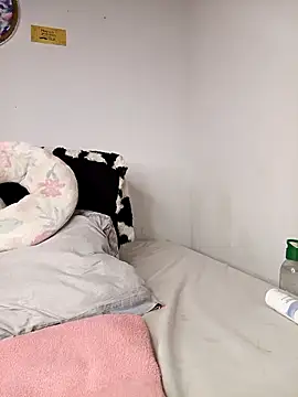 Snapshot of lianisrose chatting on 11.04.25 lianisrose online show from 11.04.25