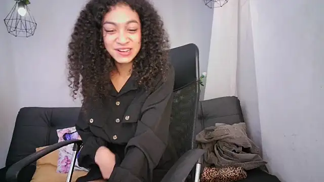 Snapshot of Aurora_ath chatting on 03.20.25 Aurora ath online show from 03.20.25