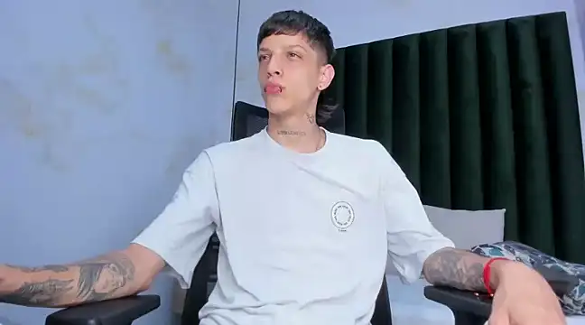 Adam hard  online show from 12.04.24