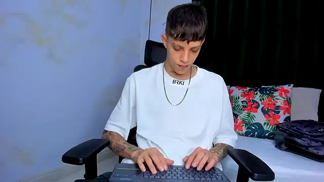 Adam hard  online show from 01.17.25