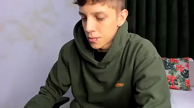 Adam hard  online show from 03.04.25