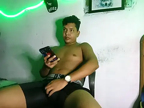 Snapshot of 628-andrew chatting on 11.16.25 628-andrew online show from 11.16.25