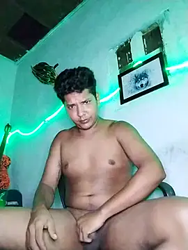 Snapshot of 628-andrew chatting on 12.19.25 628-andrew online show from 12.19.25