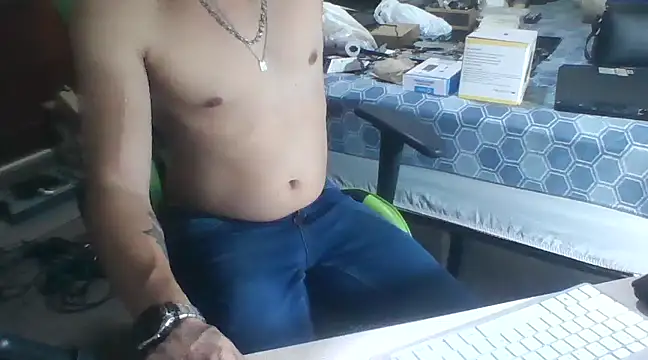 SOLESFETISHBR online show from 03.21.25