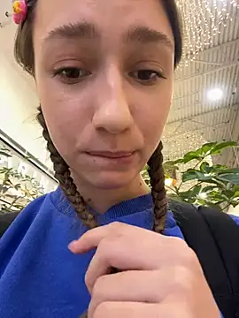 Lia  Love online show from 12.08.24