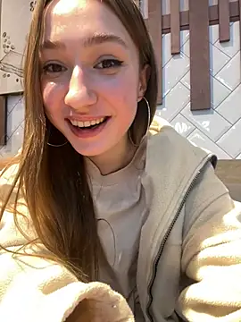 Lia  Love online show from 12.10.24