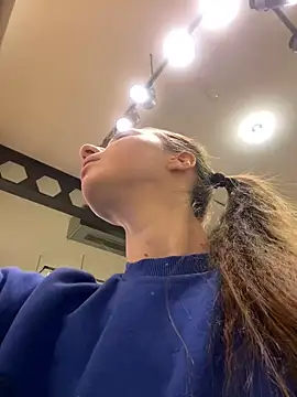 Lia  Love online show from 12.13.24