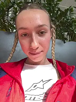 Lia  Love online show from 09.09.25