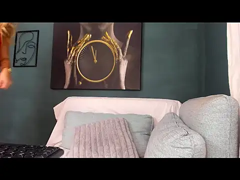 kriztaljessika online show from 11.18.25