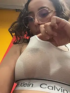 Snapshot of Kay_LustyWife chatting on 02.09.25 Kay LustyWife online show from 02.09.25