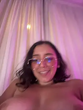 Snapshot of Kay_LustyWife chatting on 02.25.25 Kay LustyWife online show from 02.25.25