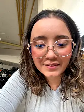 Snapshot of Kay_LustyWife chatting on 11.23.25 Kay LustyWife online show from 11.23.25