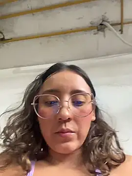 Snapshot of Kay_LustyWife chatting on 11.30.25 Kay LustyWife online show from 11.30.25