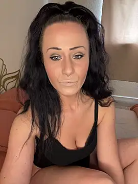 SweetSolez online show from 04.15.26