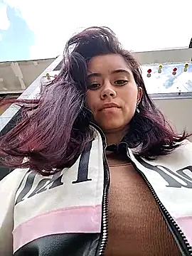 Snapshot of Alexandra_65 chatting on 12.17.25 Alexandra 65 online show from 12.17.25