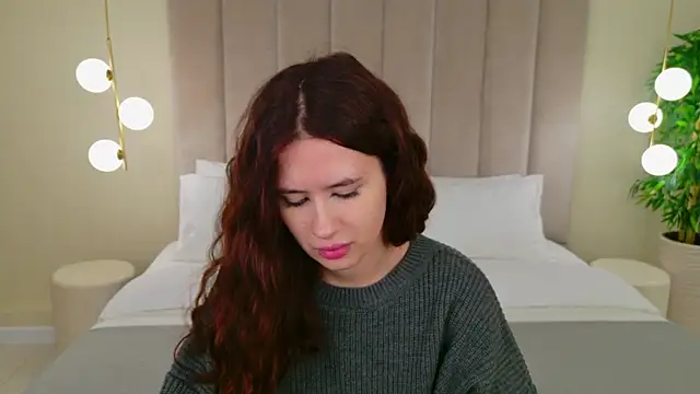 milaleoneli online show from 01.26.25